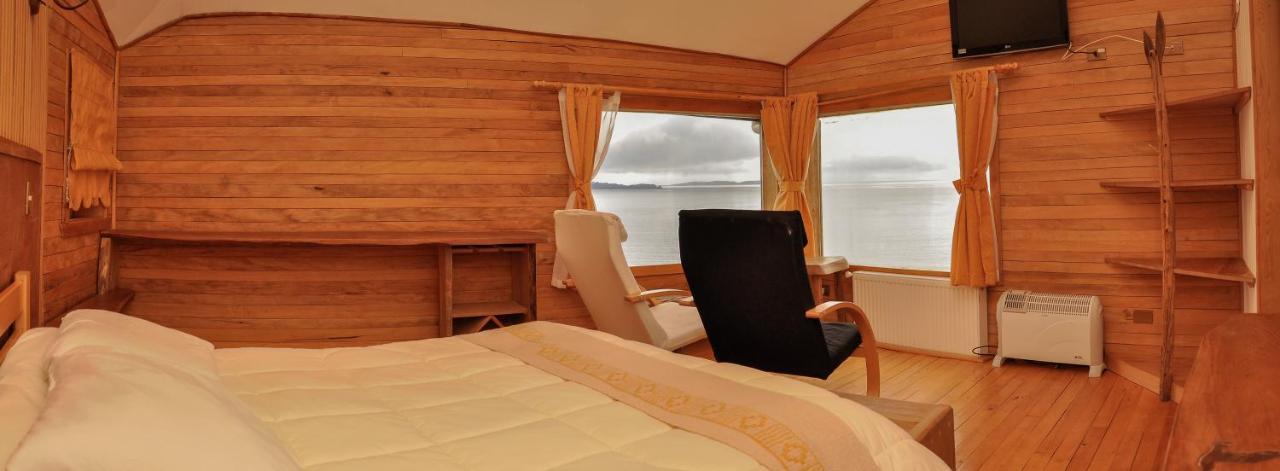 Hotel Faros Del Sur Ancud Esterno foto