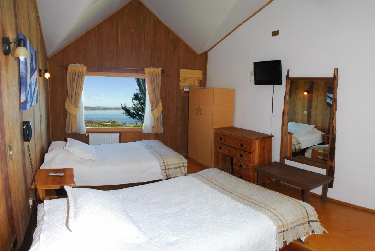 Hotel Faros Del Sur Ancud Esterno foto