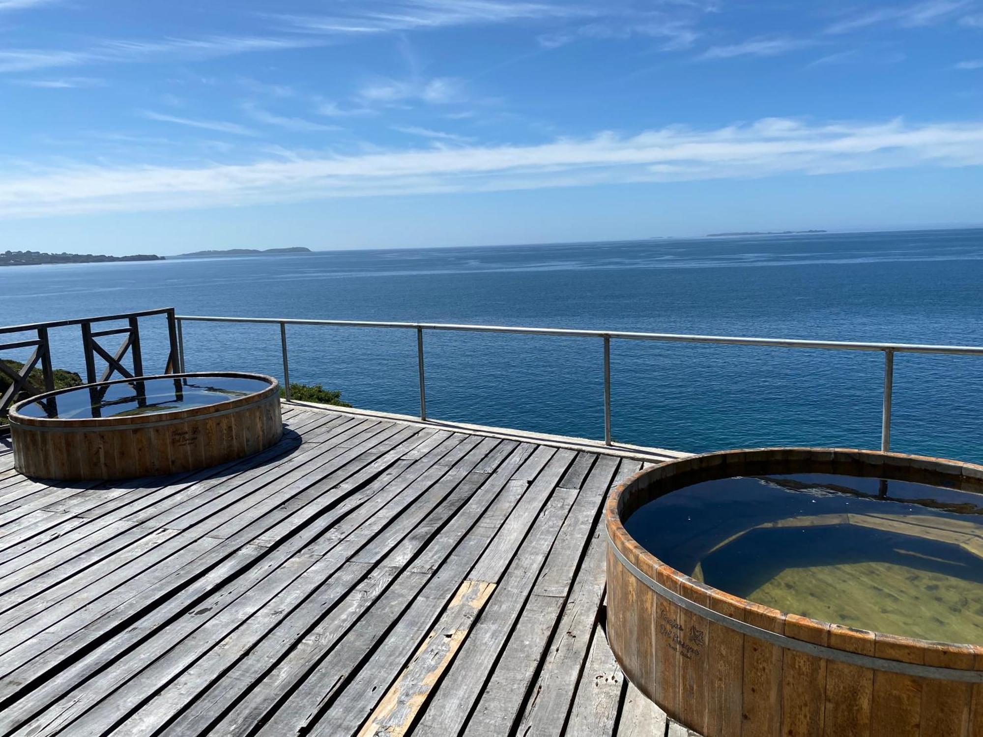 Hotel Faros Del Sur Ancud Esterno foto