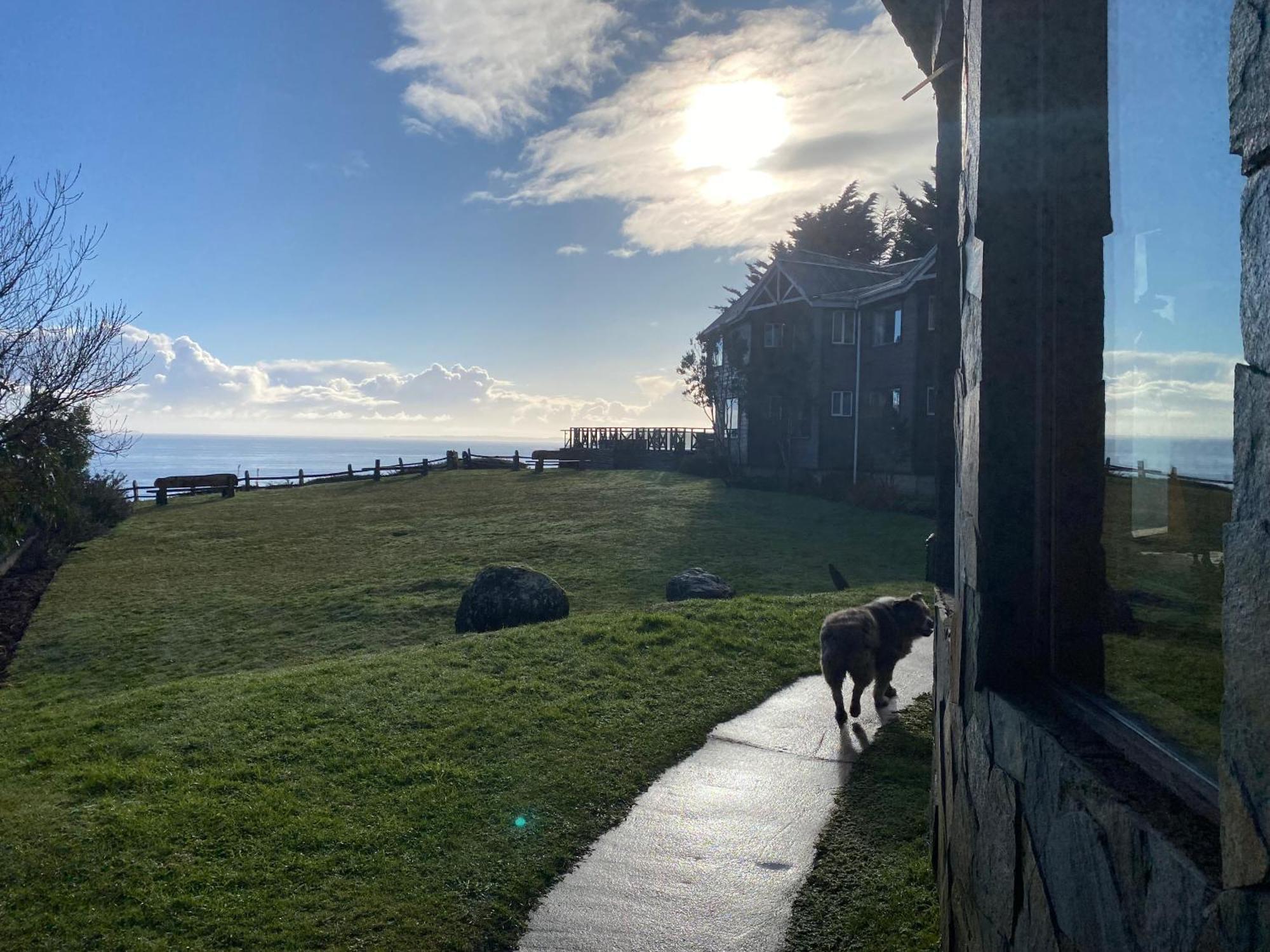 Hotel Faros Del Sur Ancud Esterno foto