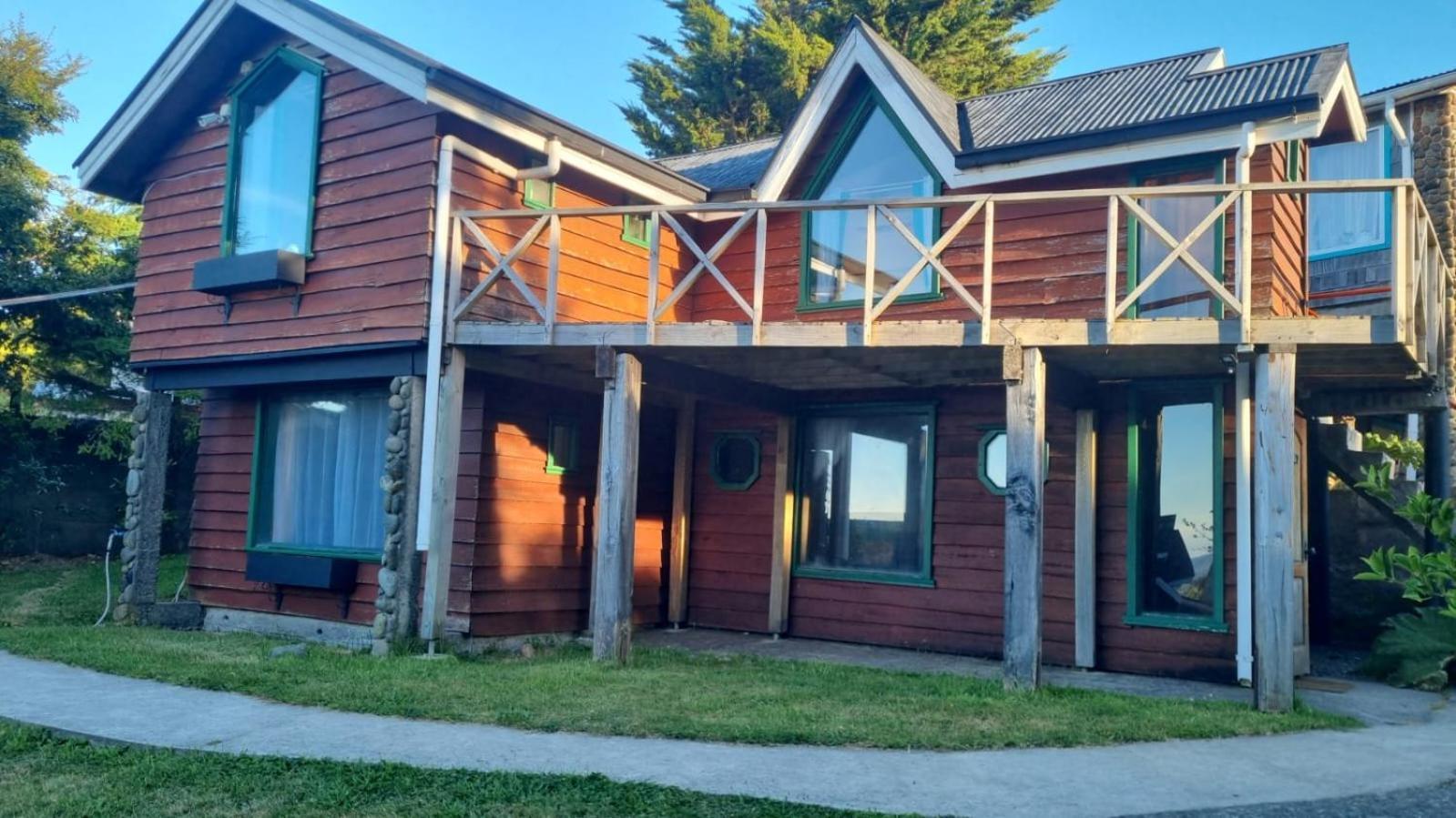 Hotel Faros Del Sur Ancud Esterno foto